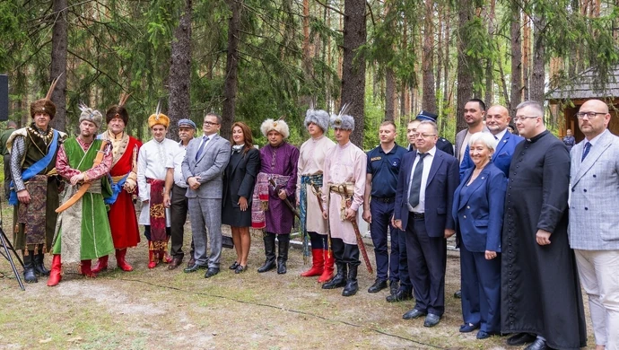 Uroczystości rocznicowe na Wołyniu z udziałem wojewody łódzkiego i wicestarosty piotrkowskiego 