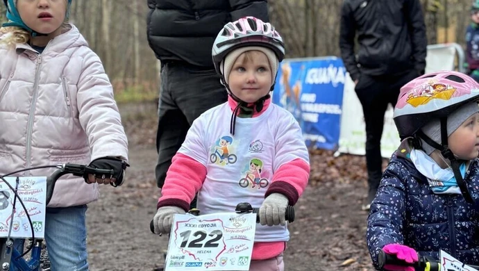 5-latki z Młodzieżowego Klubu Kolarskiego Velo Speed na podium!