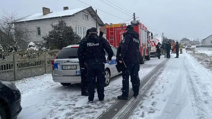 Odnaleziono zaginionego 76-latka – akcja poszukiwawcza z użyciem śmigłowca policyjnego zakończona sukcesem