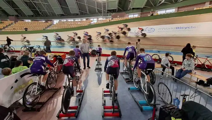 Piotrkowianie startowali na Mistrzostwach Polski Szkół Podstawowych w kolarstwie torowym