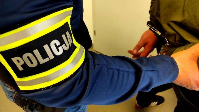 Szarpał się, stawiał opór, miał przy sobie mefedron