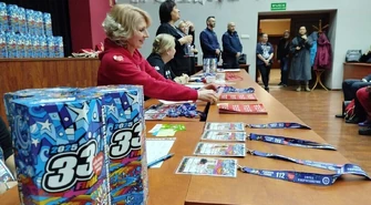 Wolontariusze ze sztabu WOŚP w Focus Mall mają już swoje puszki