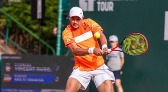 Przegrana po wyrównanym meczu z turniejową „jedynką”