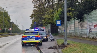 Groźnie wyglądająca kolizja na obwodnicy. Zablokowany jeden pas ruchu