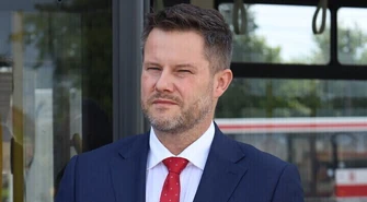 Jest nowy prezes MZK w Piotrkowie. Andrzej Dziewanowski po 18 latach zastąpił Zbigniewa Stankowskiego