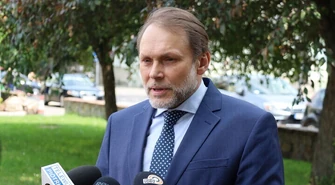 Poseł PiS Grzegorz Lorek chce, aby grupa referendalna wycofała się z koncepcji zbierania podpisów pod wnioskiem o odwołanie rady miasta