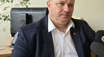 Konferencja prasowa przewodniczącego Rady Miasta Mariusza Staszka w Piotrkowie