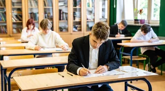 CKE opublikowała tegoroczne wyniki egzaminów ósmych klas. Uczniowie moją sprawdzić swoje szczegółowe wyniki 