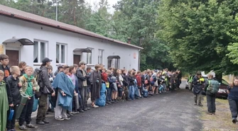 Prewencyjna ewakuacja harcerzy z regionu. Dwa obozy przeniesione pod dach