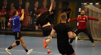 Piotrkowianin trzeci w turnieju w Piotrkowie. Po wygranych karnych