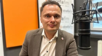 Krzysztof Ciecióra o cenach zbóż, migracji i referendum w Piotrkowie – rozmowa w Radiu Strefa FM
