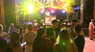 Zabawa na koniec wakacji. Ostatnia tego lata potańcówka na piotrkowskim rynku