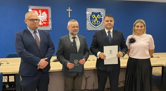 Porozumienie o współpracy między gminą Kamieńsk a Akademią Piotrkowską – rozwój turystyki i kultury