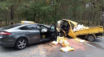 Poważny wypadek w gminie Aleksandrów. Dwie osoby w szpitalu