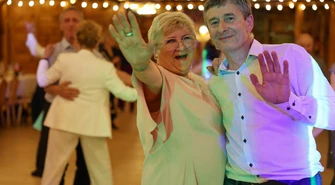 80-lecie Zespołu Szkół CKZ w Bujnach – bal absolwentów w ośrodku Dresso w Sulejowie. Moc wspomnień i fantastycznej zabawy