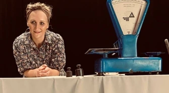 Na otwarcie sezonu MOK spektakl „Kamień na kamieniu” Wiesława Myśliwskiego