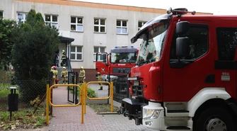 Ewakuacja dzieci ze szkoły w Uszczynie. Rozpylona substancja w klasie