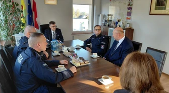 Modernizacja posterunku policji w Moszczenicy – informacje i godziny pracy posterunku