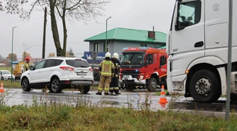 Wypadek na krajowej „dwunastce” w Korytnicy. Jedna osoba trafiła do szpitala 