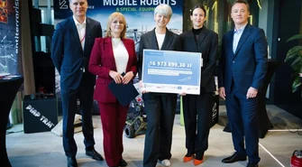 Łódzkie dla Ciebie: kolejne fundusze dla przedsiębiorców, nowatorski zabieg w szpitalu im. Biegańskiego oraz ruszają nowe linie KKA