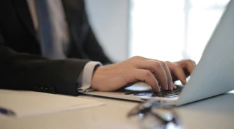 Jak szybko i bez stresu założyć działalność gospodarczą?