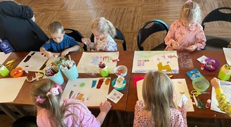 Lekcja historii i warsztaty w muzeum – przedszkolaki odkrywały tajemnice królów