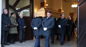 Pogrzeb Witolda Kopertowskiego w Piotrkowie Trybunalskim. Zmarł były działacz i spiker Piotrcovii i muzyk kapeli Fakiry