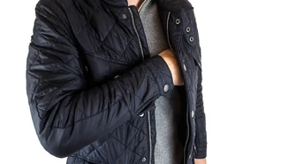 Styl z "Top Gun" w praktyce - jak stworzyć stylizację z kurtką pilotką w roli głównej?