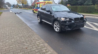 Potrącenie rowerzysty w Grabicy. 93-latek trafił pod opiekę ratowników