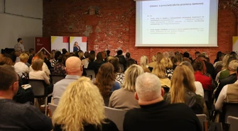 Konferencja o przemocy domowej w Łodzi – eksperci o międzypokoleniowej przemocy wobec dzieci