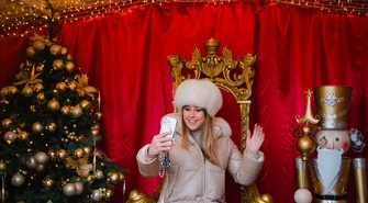 Już w najbliższy weekend Sulejów zabłyśnie tysiącem świateł. Startuje Jarmark Podklasztorze – Światło nad Pilicą 2025