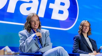 „Zdrowe nawyki to zdrowe uśmiechy” - Iga Świątek w kampanii edukacyjnej Oral-B wspieranej przez PTS