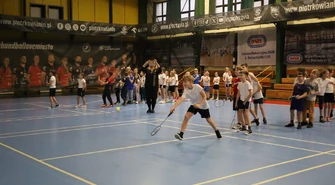 Aktywna lekcja WF w Piotrkowie – badminton, Dorota, Maks i Mateusz Danielakowie z KS Ruch Piotrków