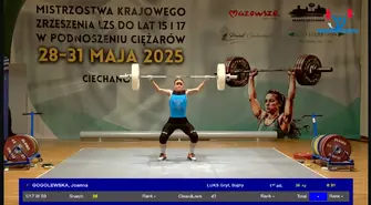 17-letnia Asia Gogolewska z Piotrkowa z osiągnięciami w podnoszeniu ciężarów