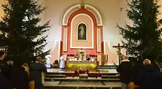 Pasterka 2025 w Piotrkowie Trybunalskim. Sprawdź godziny mszy w poszczególnych kościołach