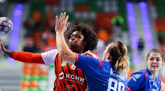 W niedzielę 28 grudnia mecz na szczycie tabeli w hali Relax