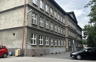 III Liceum Ogólnokształcące im. Juliusza SłowackiegoZdawalność matury 99 180 z 181 osób. Język polski poziom podstawowy 74 zdawalność 99. Język polski egzamin ustny 87 zdawalność 100. Język angielski poziom podstawowy 92 zdawalność 99. Język angielski egzamin ustny 90 zdawalność 100.
