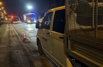 Zderzenie dwóch aut na skrzyżowaniu Roosevelta i Glinianej. Droga była zablokowana