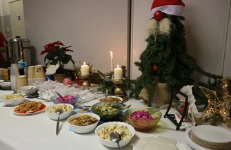 Wigilia dla samotnych w Piotrkowie Trybunalskim. Pałacyk zorganizował 12 godzin bliskości