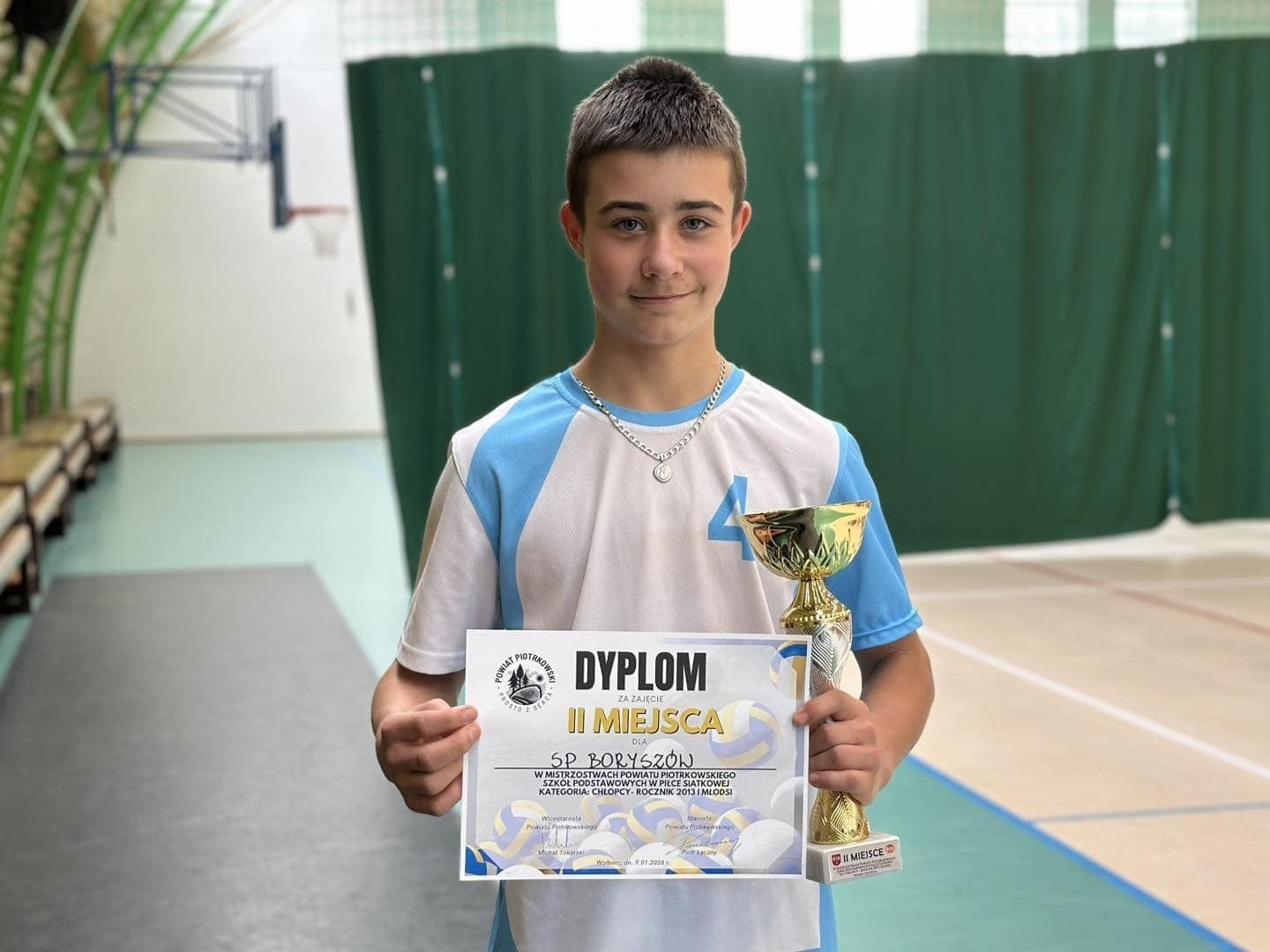 Siatkarskie talenty z powiatu na turnieju chłopców w Wolborzu