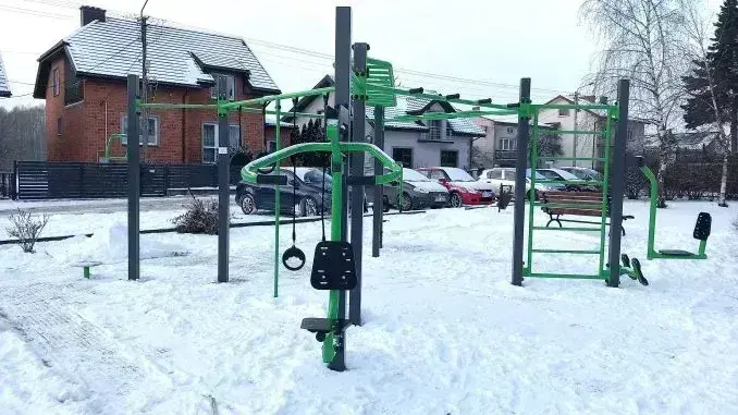 W Bogdanowie w ramach grantu powstała siłownia