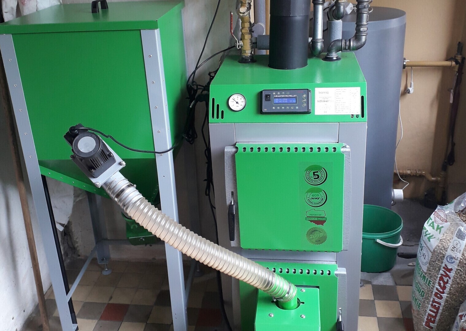 Kolejnych 48 kopciuchów już nie kopci