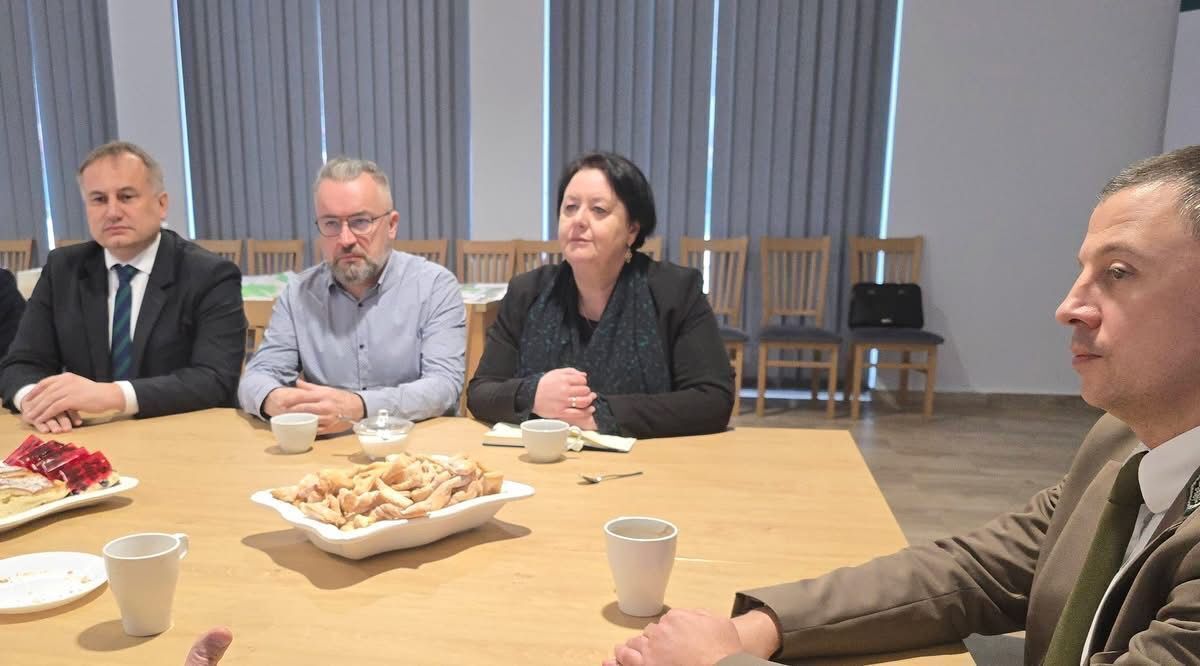 Rusza plan budowy sieci dróg rowerowych. Zalew Sulejowski na pierwszym planie