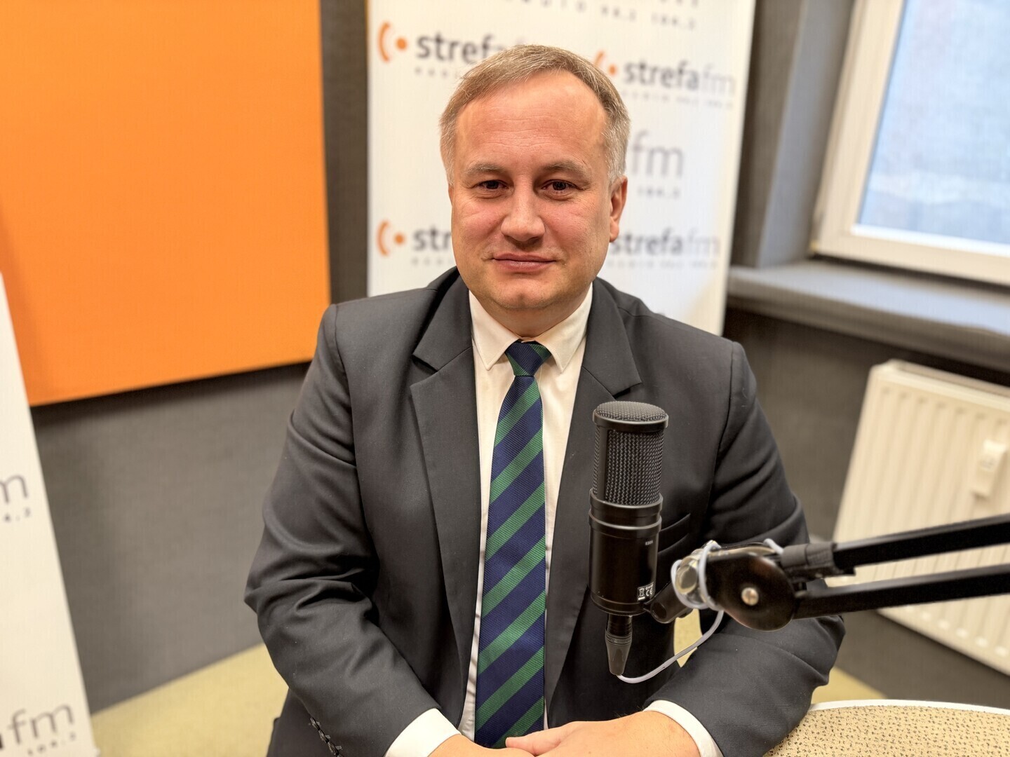 Pałac Bykowski w rewitalizacji szpital w rozbudowie Piotrków w centrum inwestycji województwa