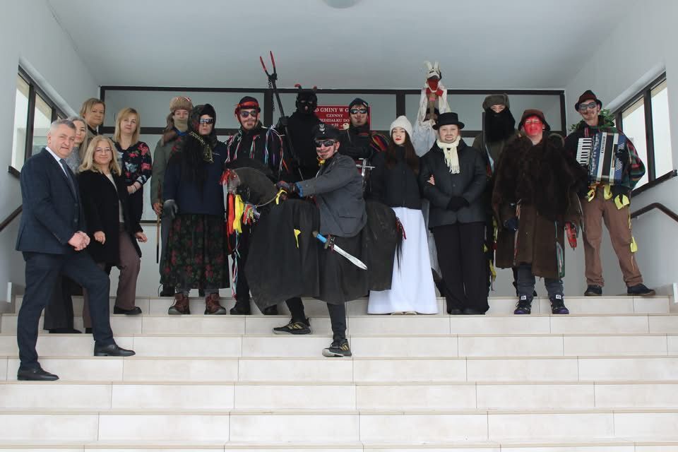 Tradycja wciąż żywa zapustnicy w Urzędzie Gminy w Grabicy