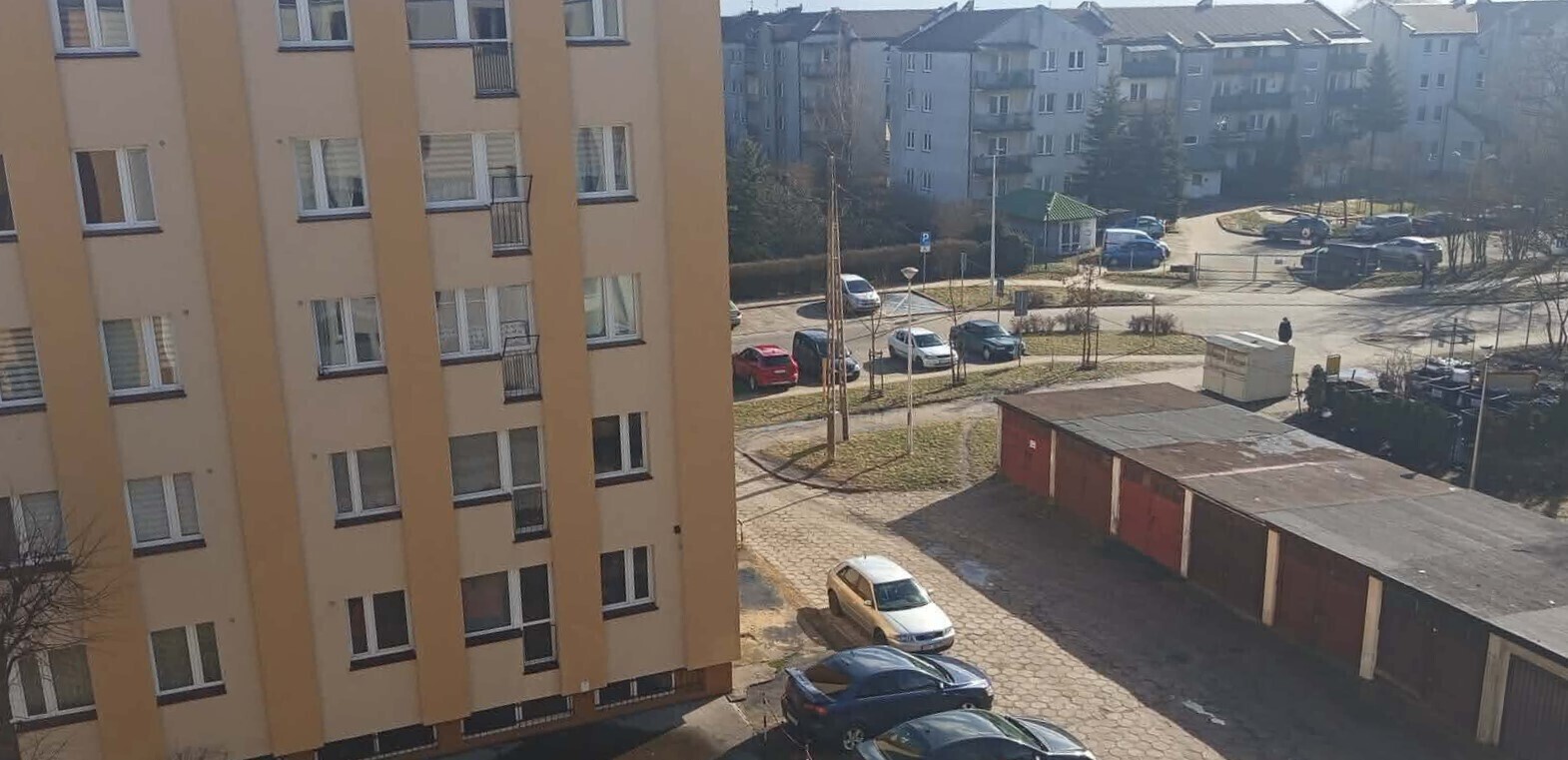 Seryjny podglądacz na osiedlu Wyzwolenia w Piotrkowie