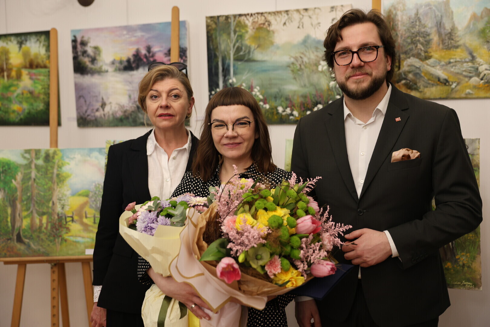 Nowa dyrektor MOK oficjalnie rozpoczęła pracę. Kwiaty i plany na piękne wyzwanie