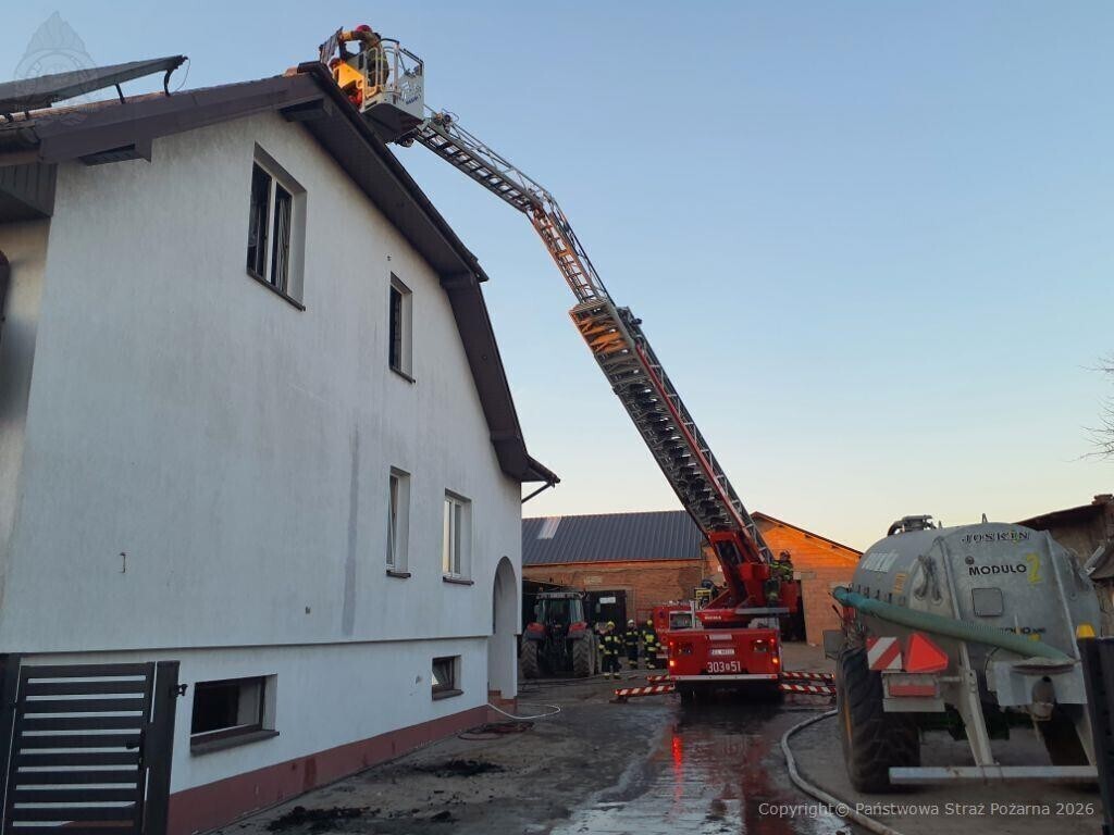 Groźny pożar w powiecie piotrkowskim