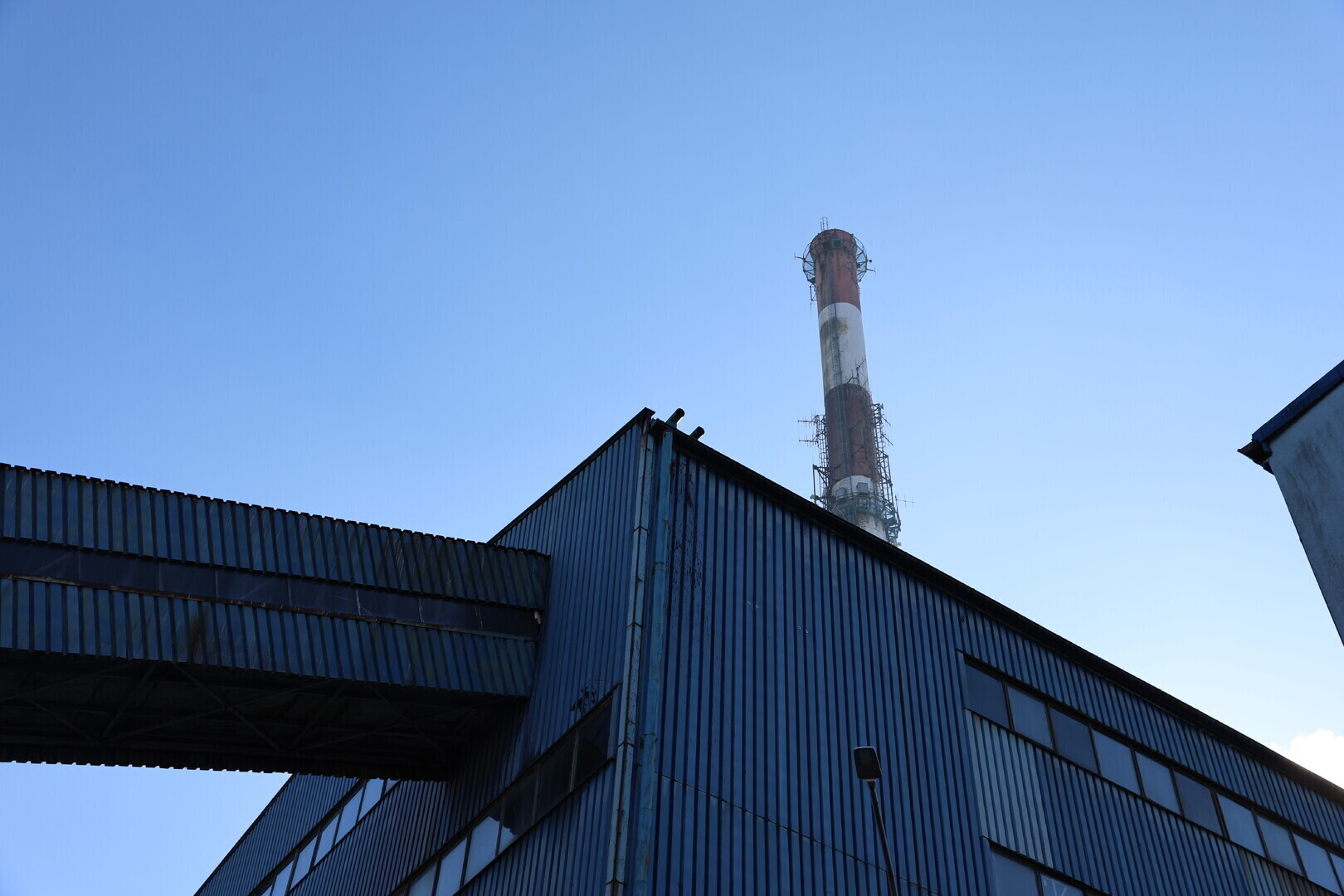 Zajrzyj do serca piotrkowskiej ciepłowni węglowej tuż przed wyburzeniem ZDJĘCIA