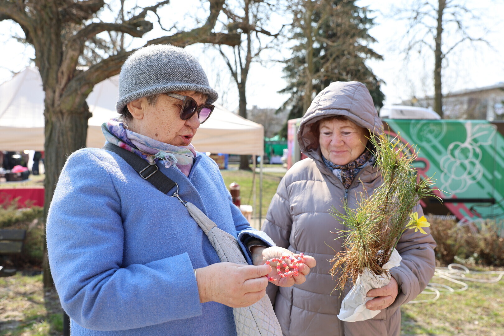 Piotrkowianie na Festynie Wielkanocnym Na Jaju. Pogoda dopisała atrakcji nie brakuje